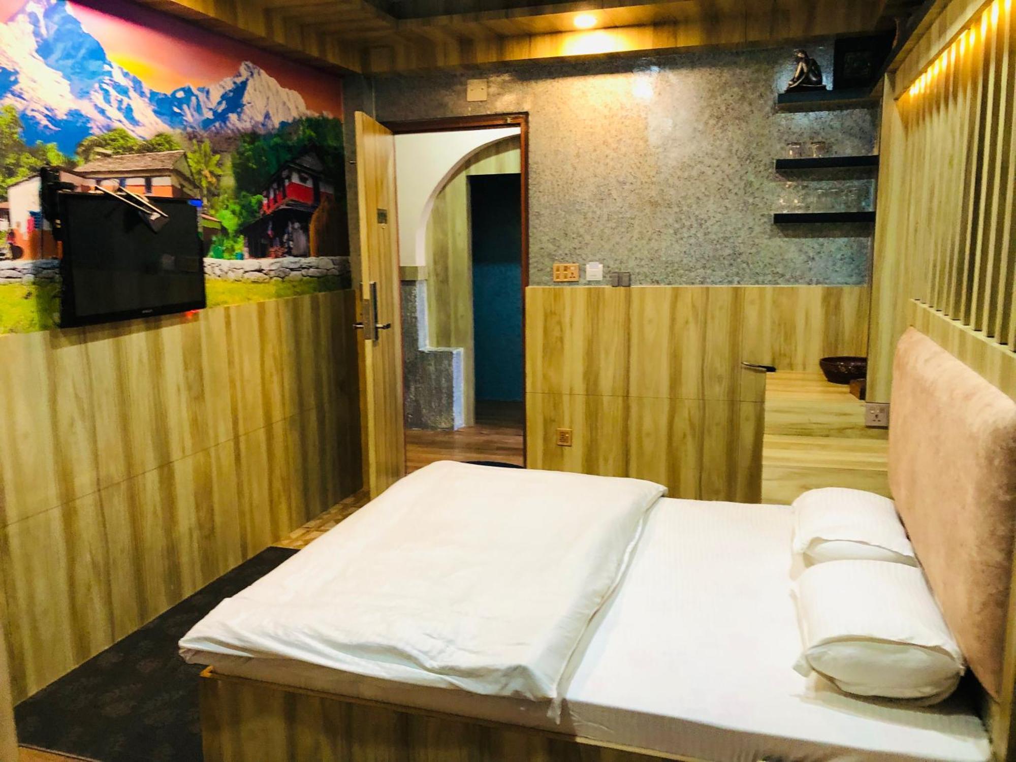 Sara'S Backpackers Hotel Katmandu Kültér fotó