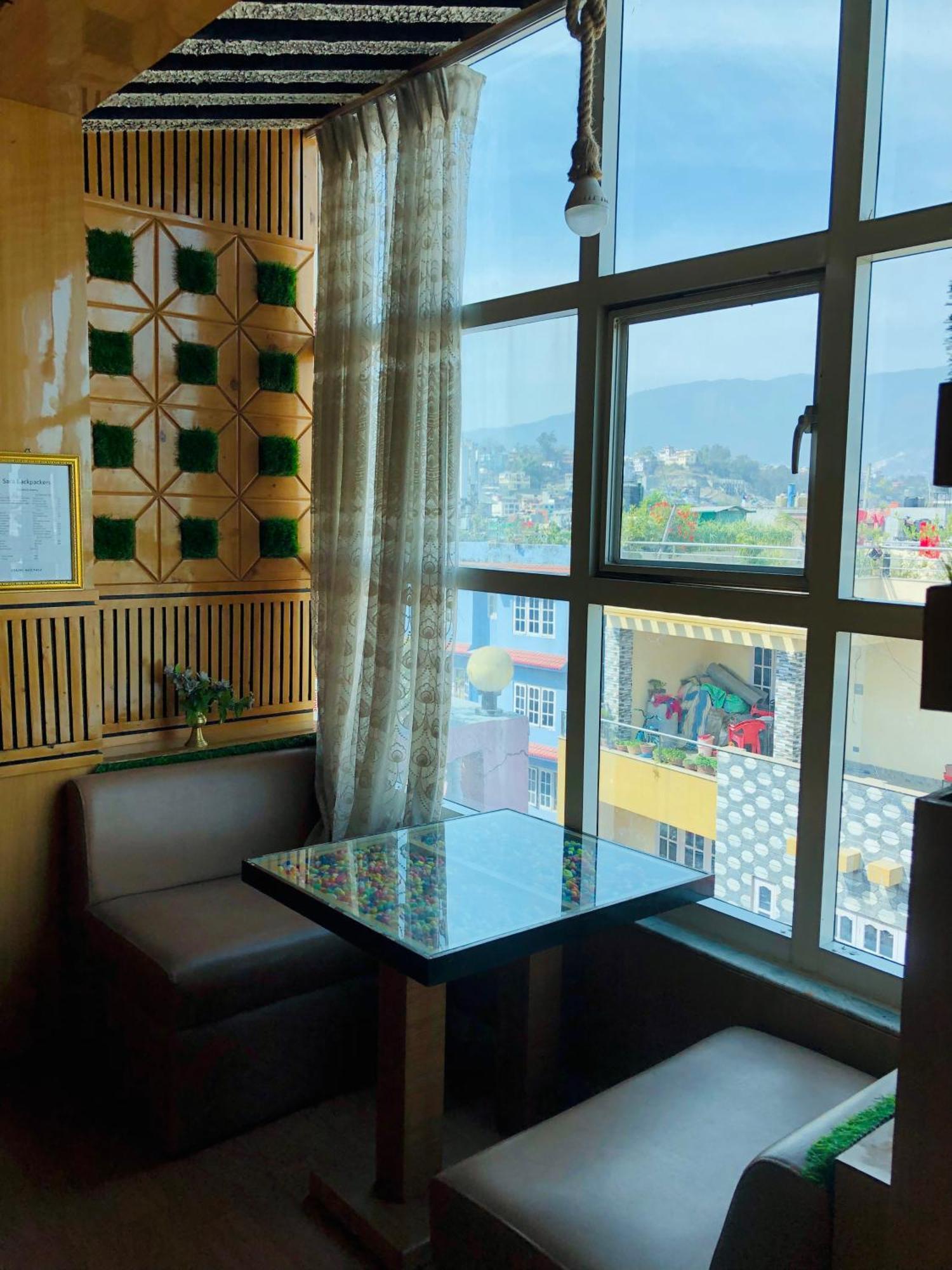 Sara'S Backpackers Hotel Katmandu Kültér fotó